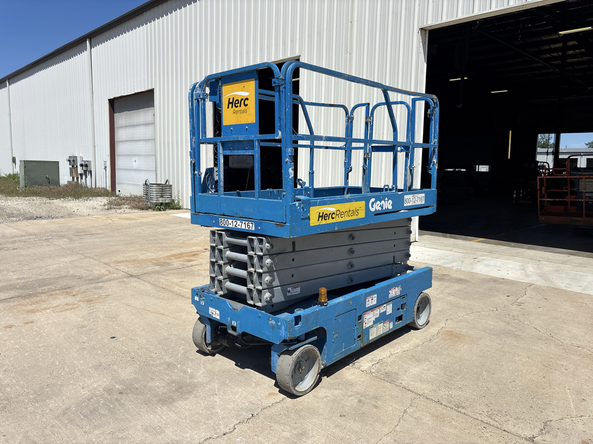 2016 Genie GS-3246-2