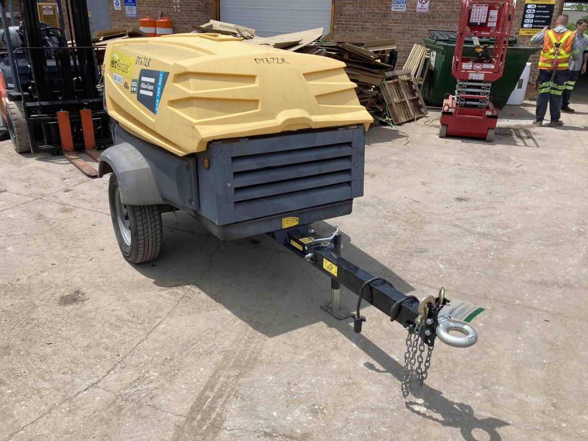 2017 Atlas Copco XAS 400
