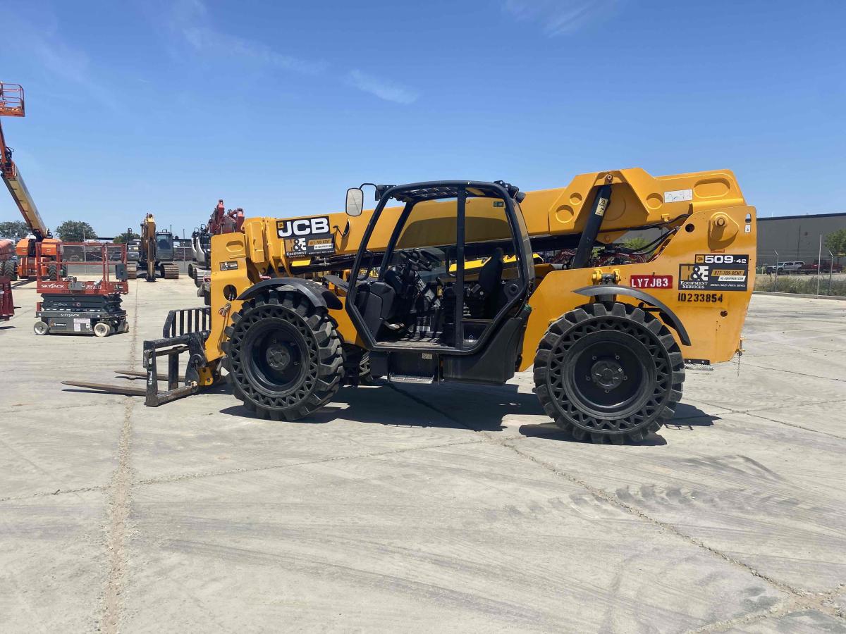 2018 JCB 509-42