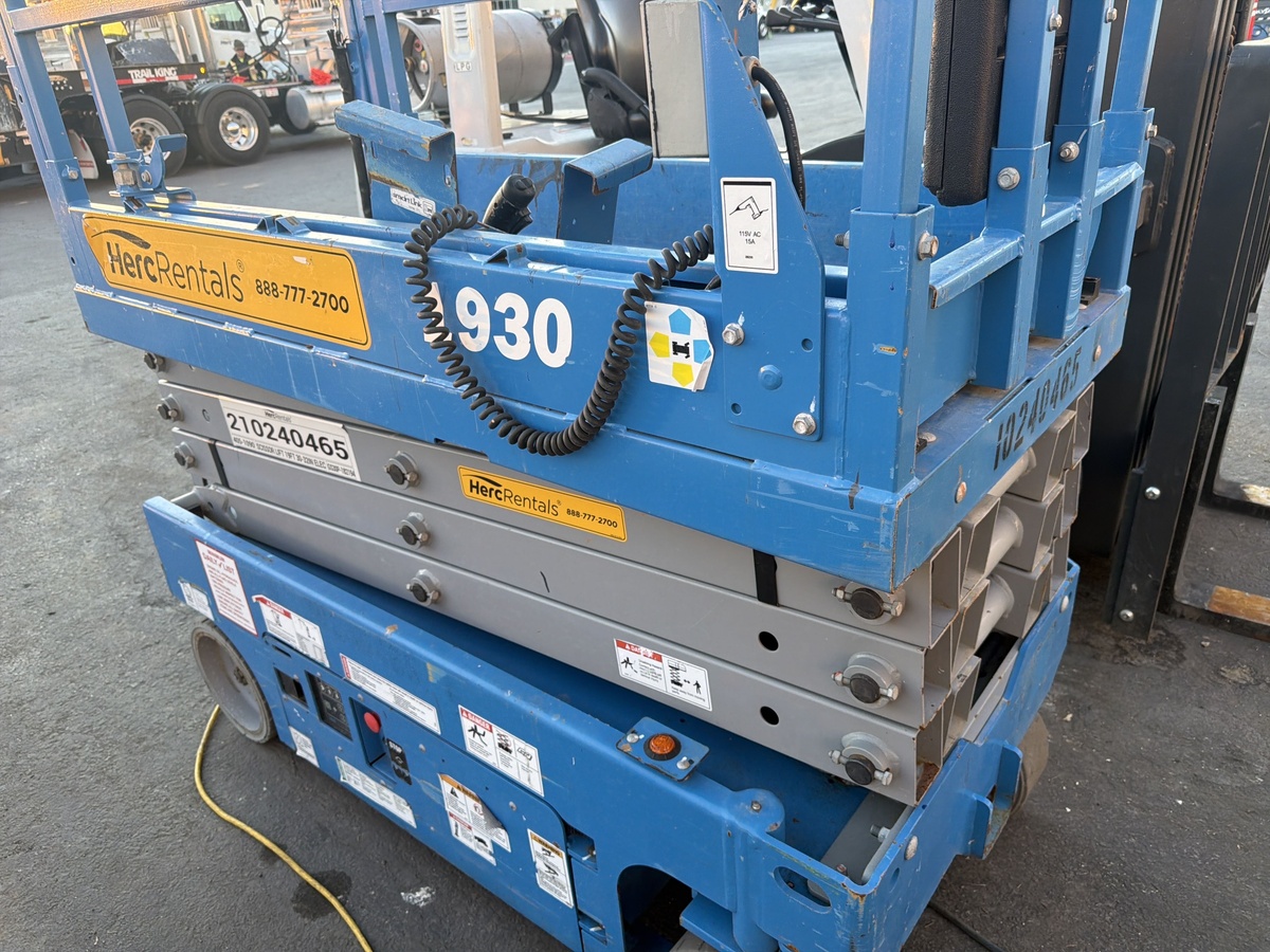 2018 Genie GS-1930-4