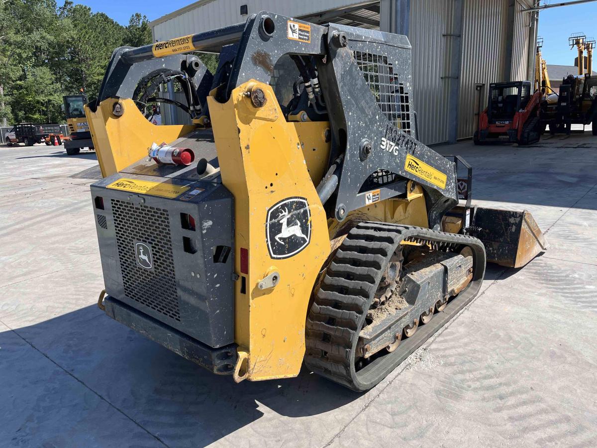 2021 John Deere 317G-2