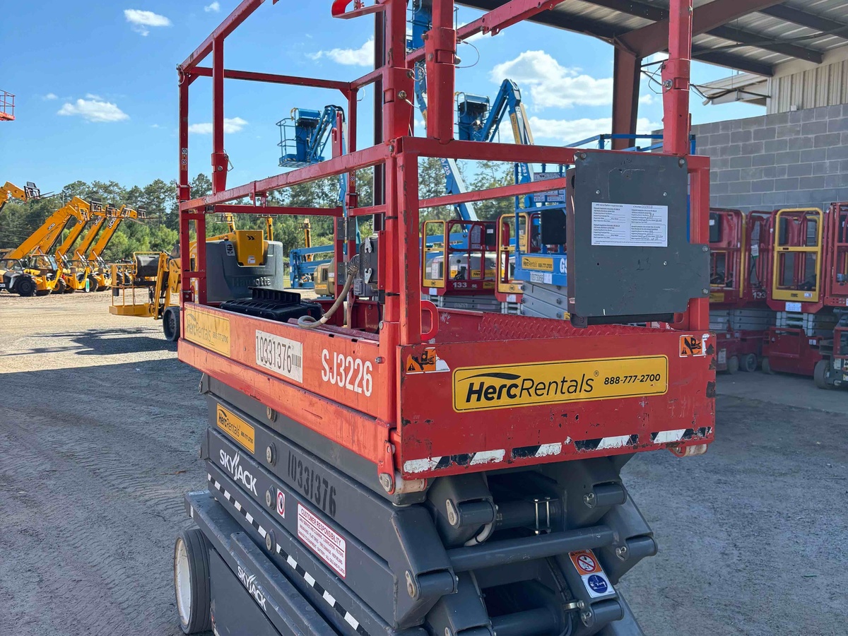 2021 Skyjack SJ3226-4