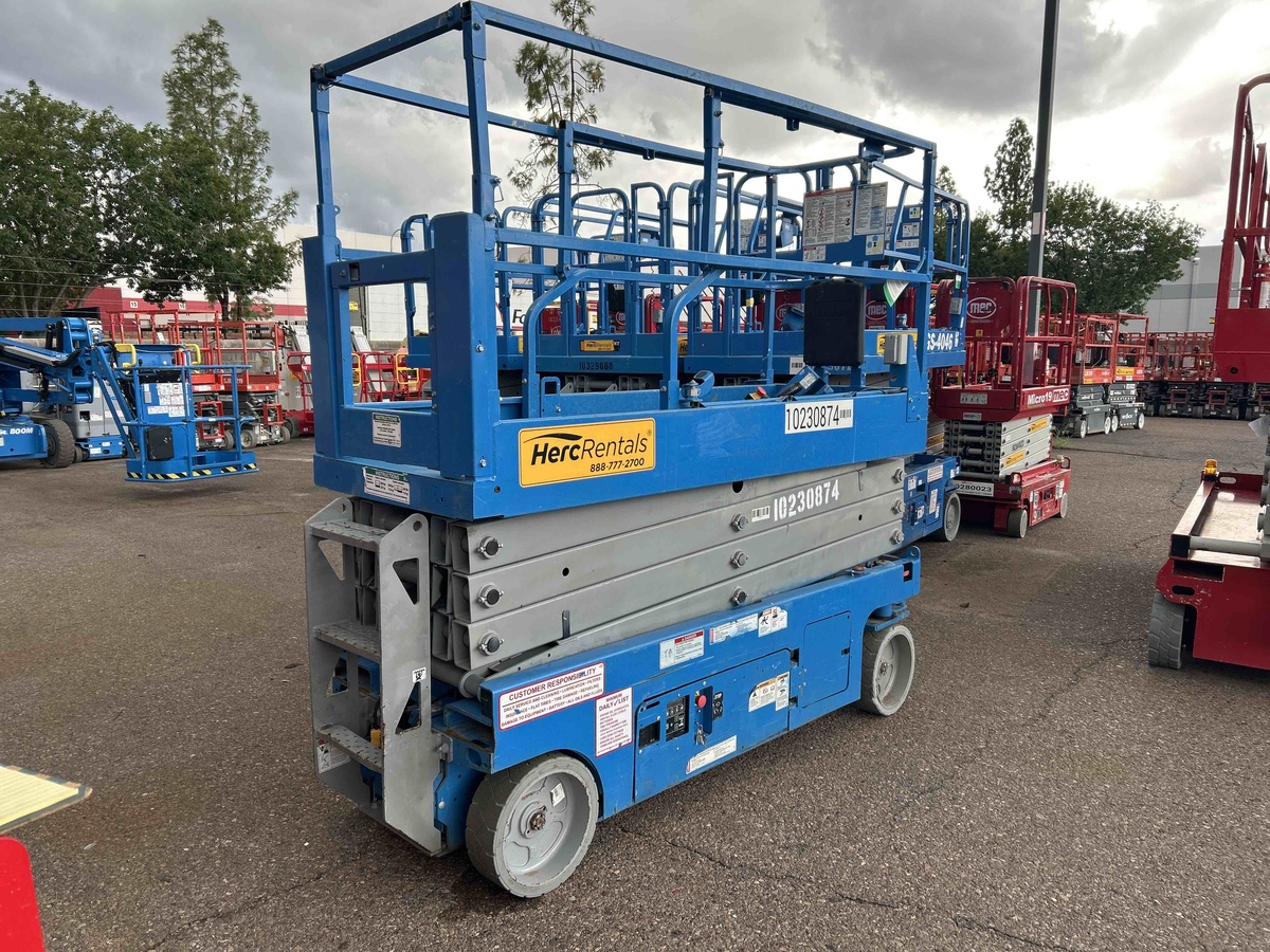2017 Genie GS-2632