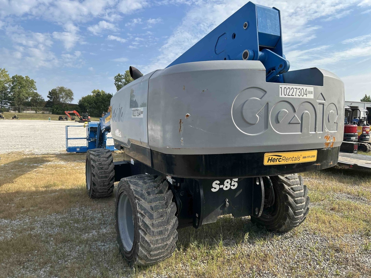 2017 Genie S-85-4