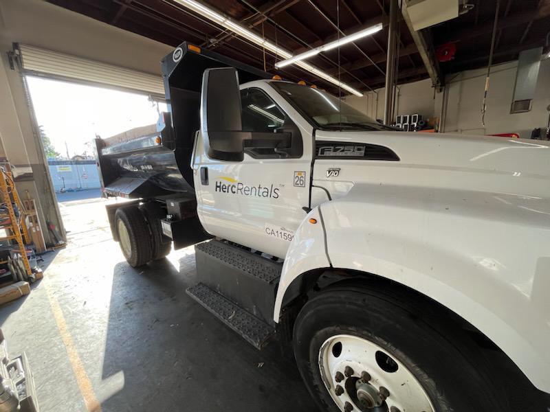 2017 Ford F750
