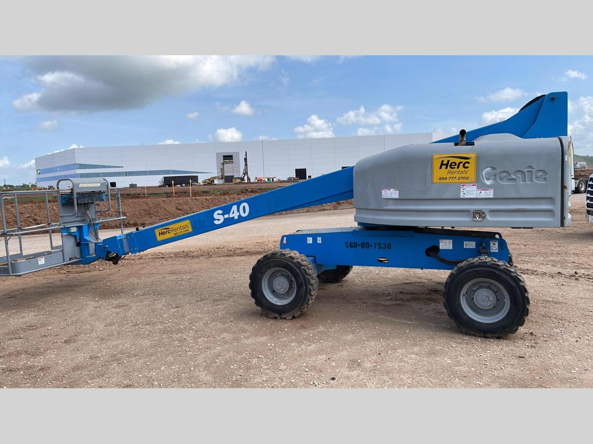 2016 Genie S-40