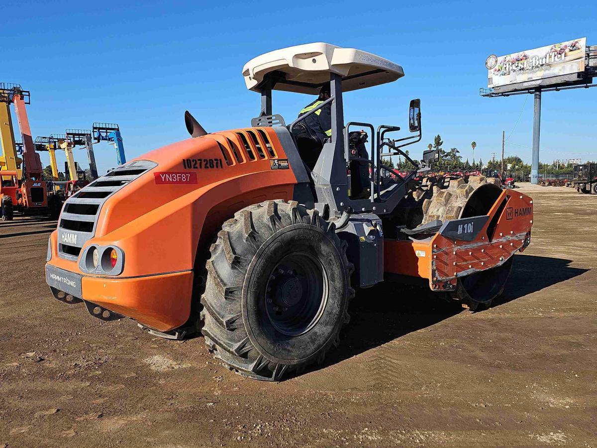 2019 Hamm H10iP