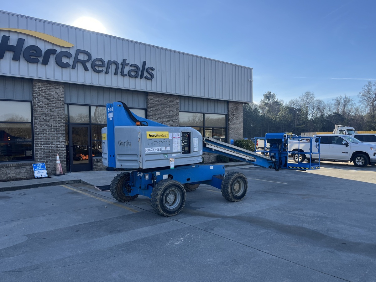 2018 Genie S-40-2