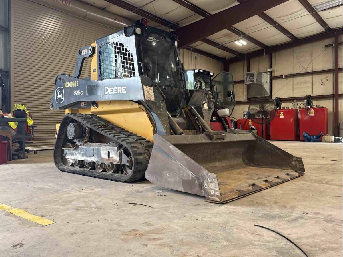 2021 John Deere 325G-2