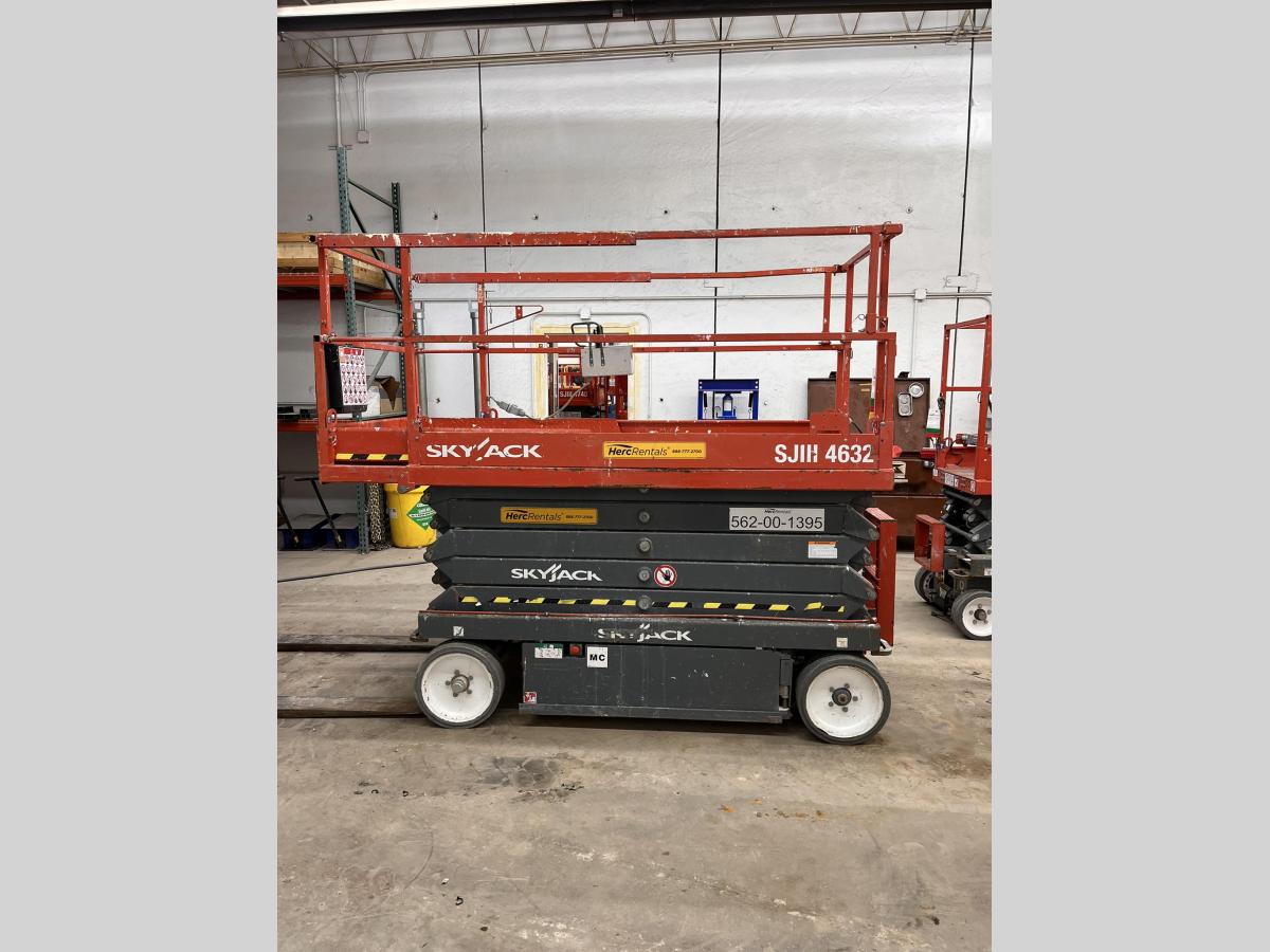 2017 Skyjack SJ4632