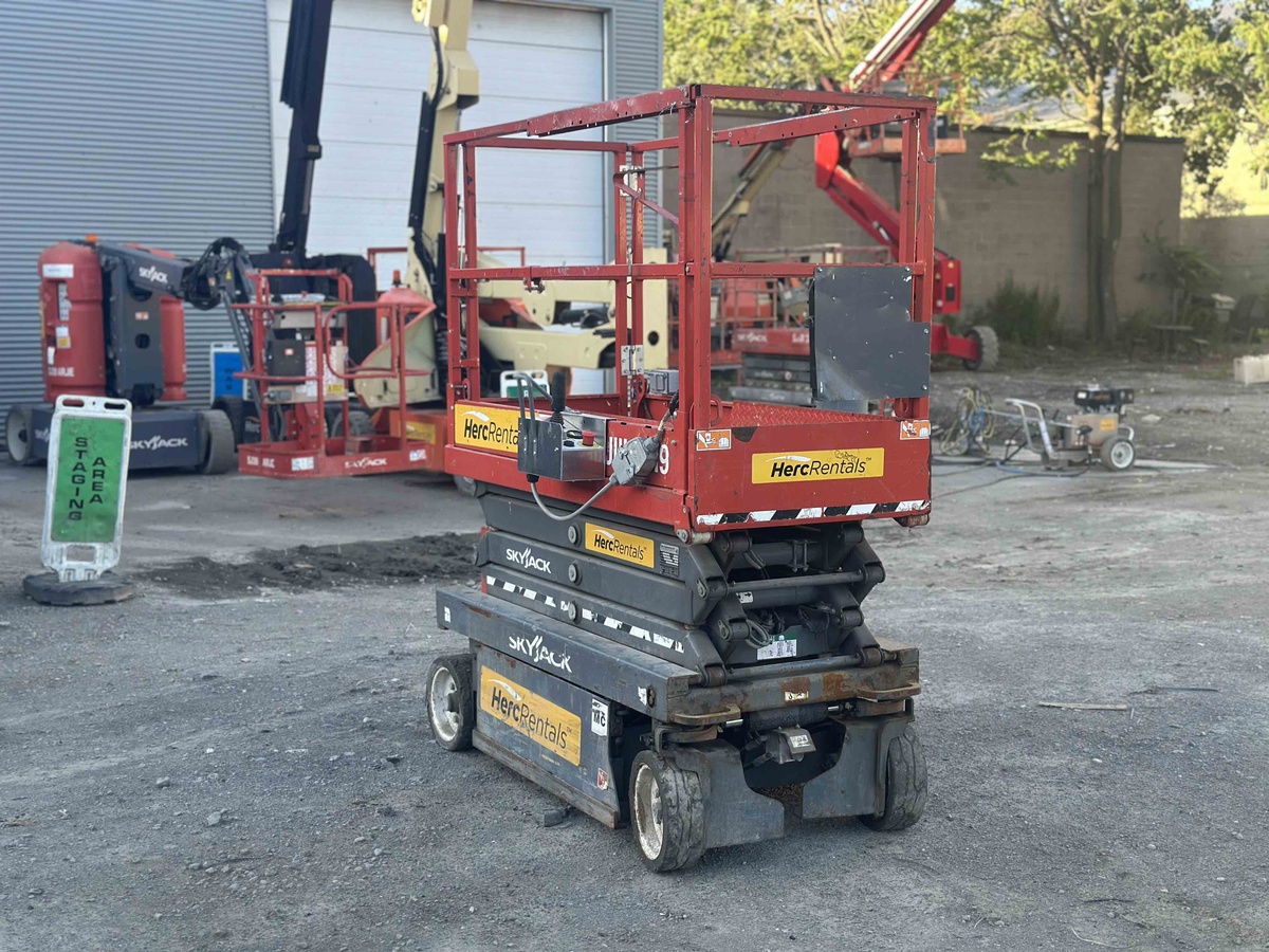 2017 Skyjack SJ3219-5