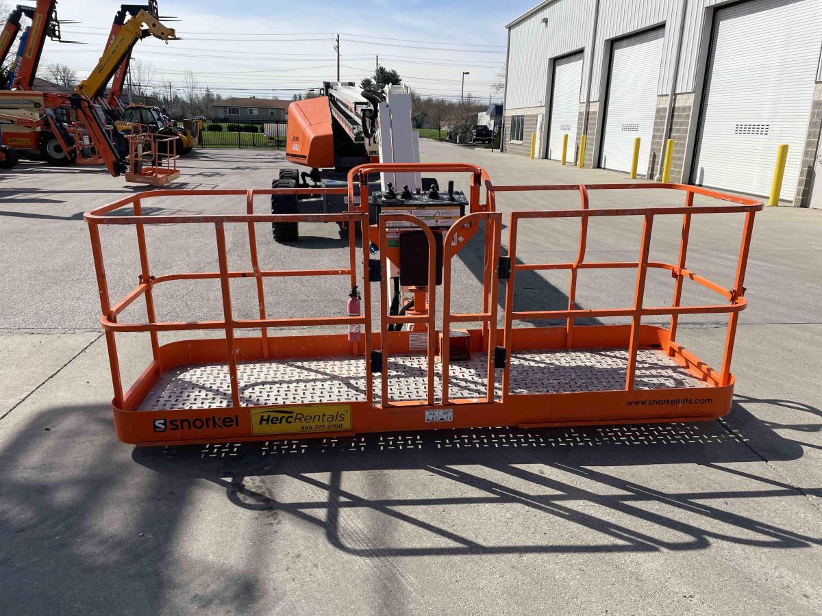 2021 Snorkel 660SJ