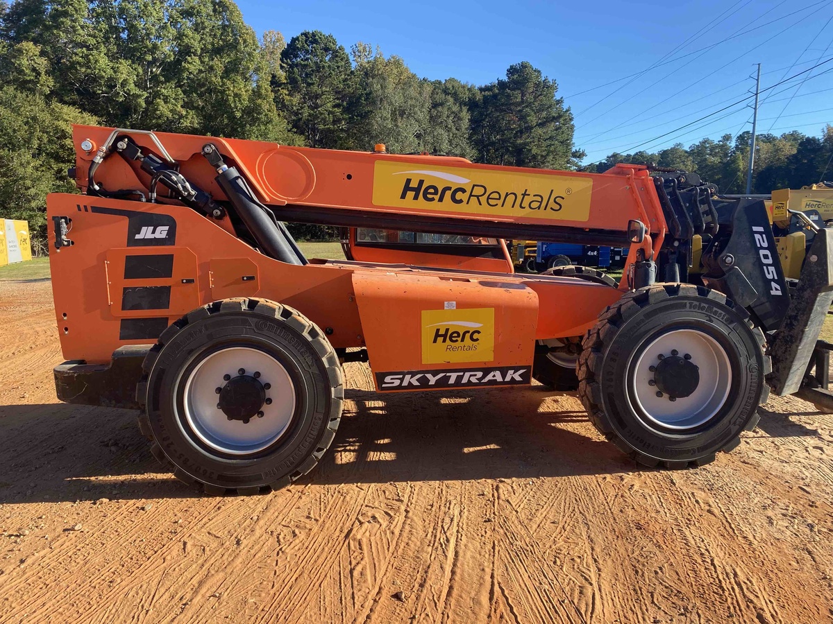 2021 SkyTrak 12054-4