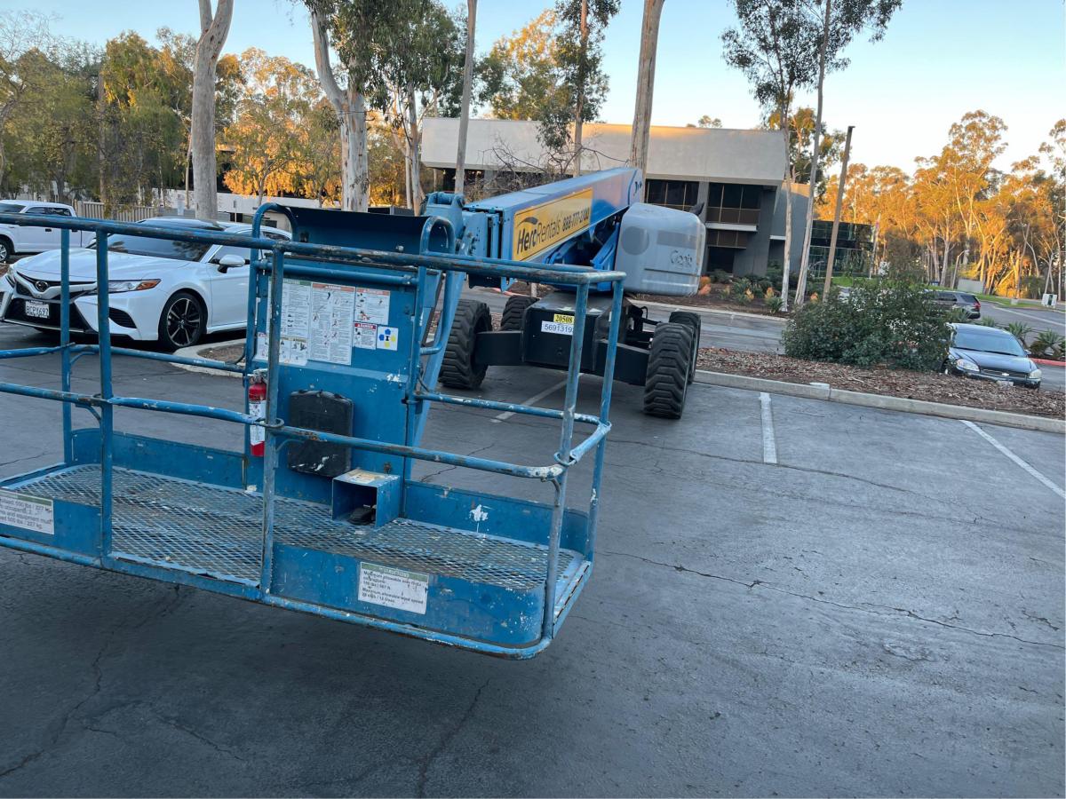 2013 Genie S-65