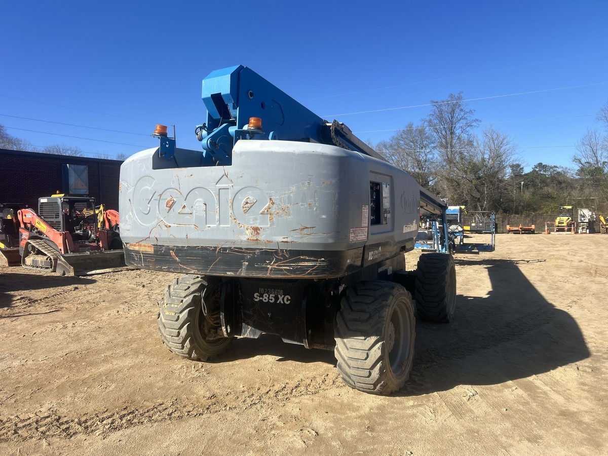 2018 Genie S-85-17
