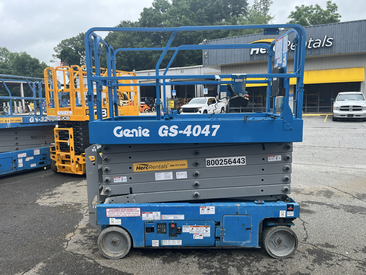 2019 Genie GS-4047