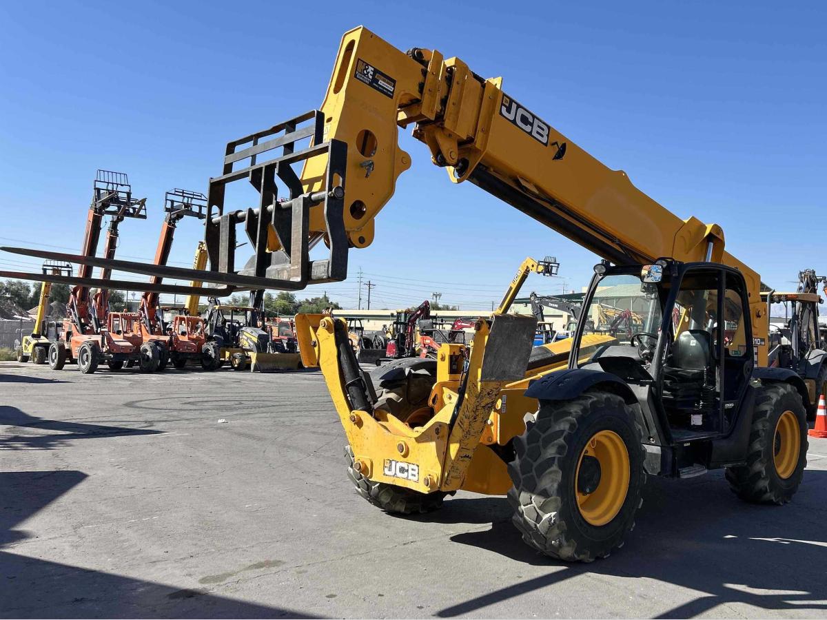 2017 JCB 510-56