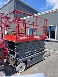 2016 Skyjack SJ4740-2