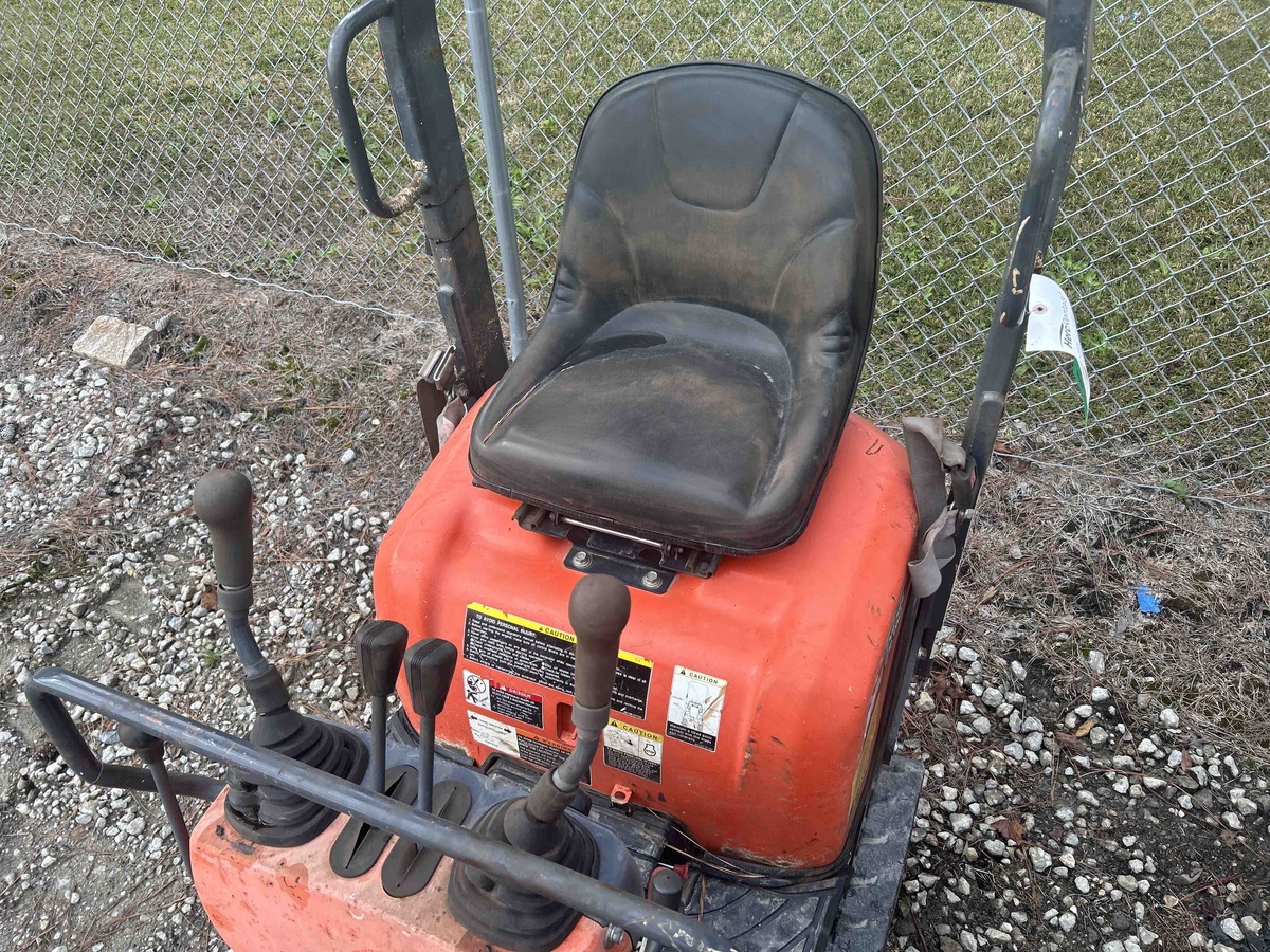 2019 Kubota K008-3 -3