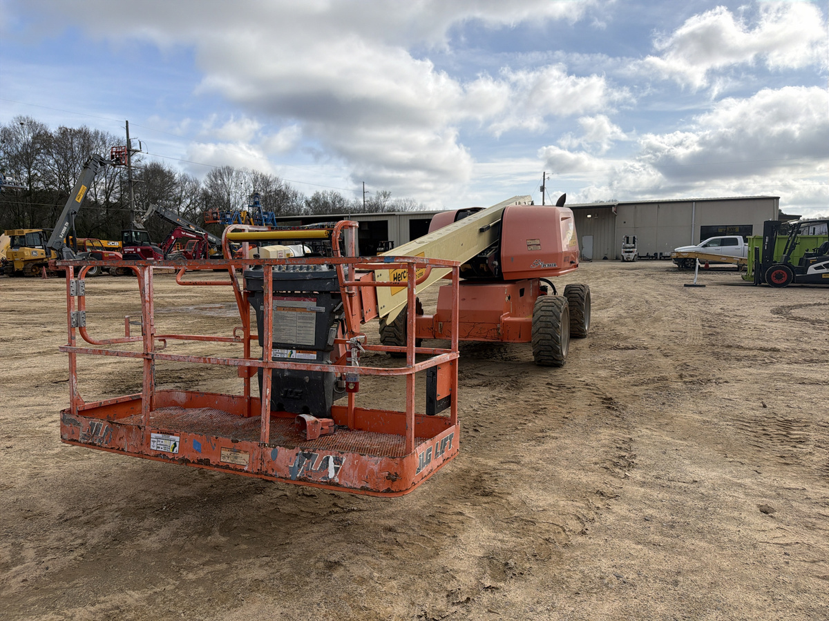 2018 JLG 600S