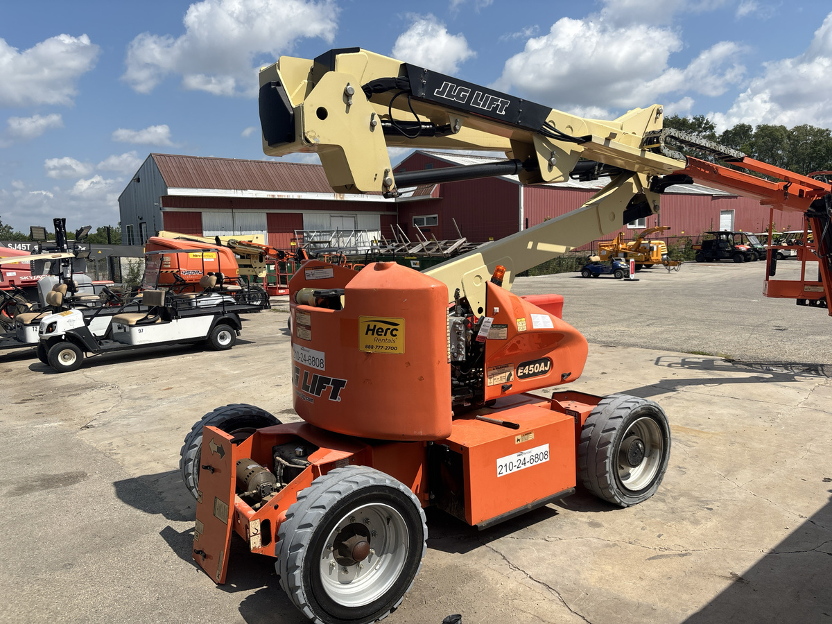 2018 JLG E450AJ-12