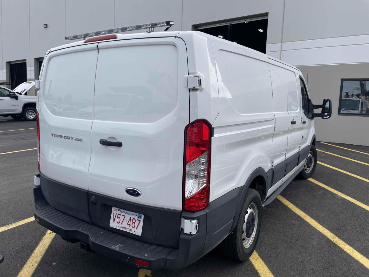 2019 Ford Transit 250-3