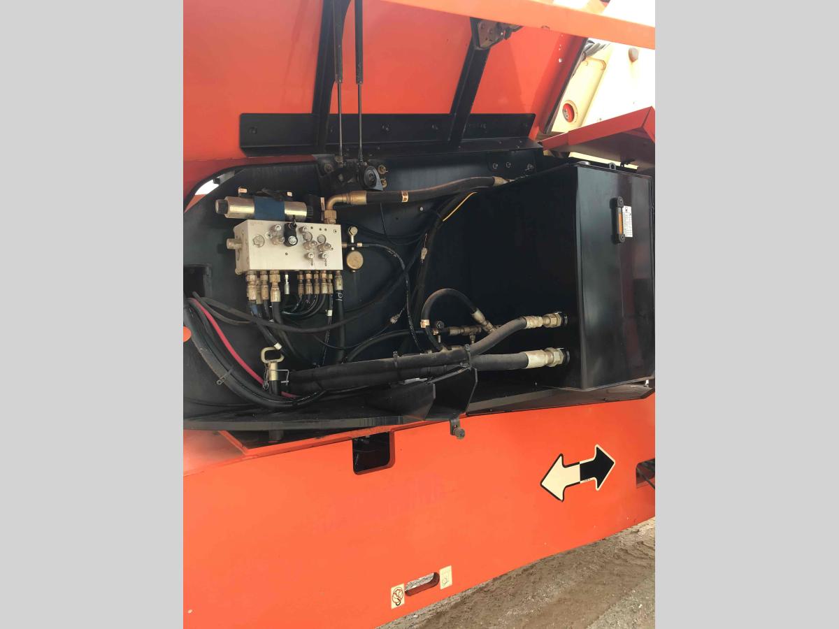2013 JLG 860SJ
