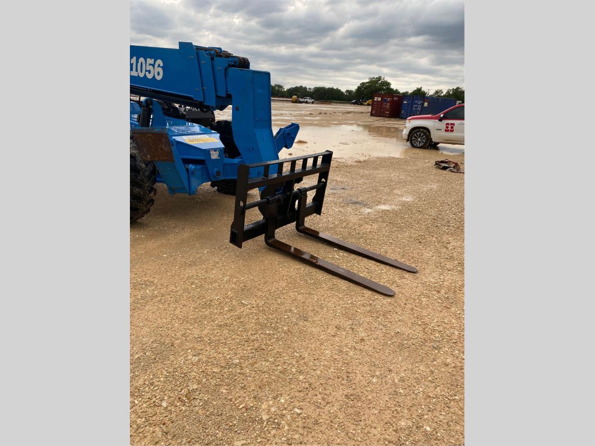 2018 Genie GTH-1056