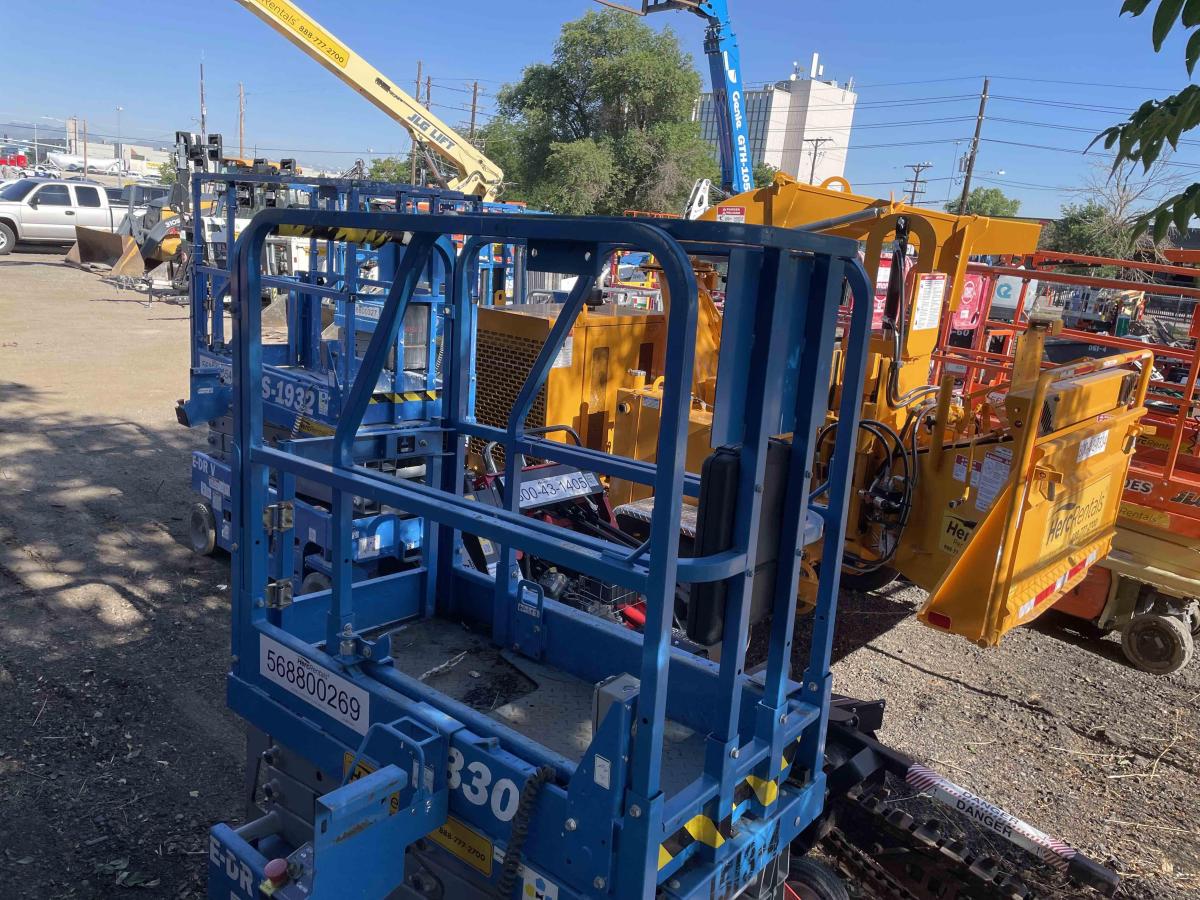 2020 Genie GS1330M