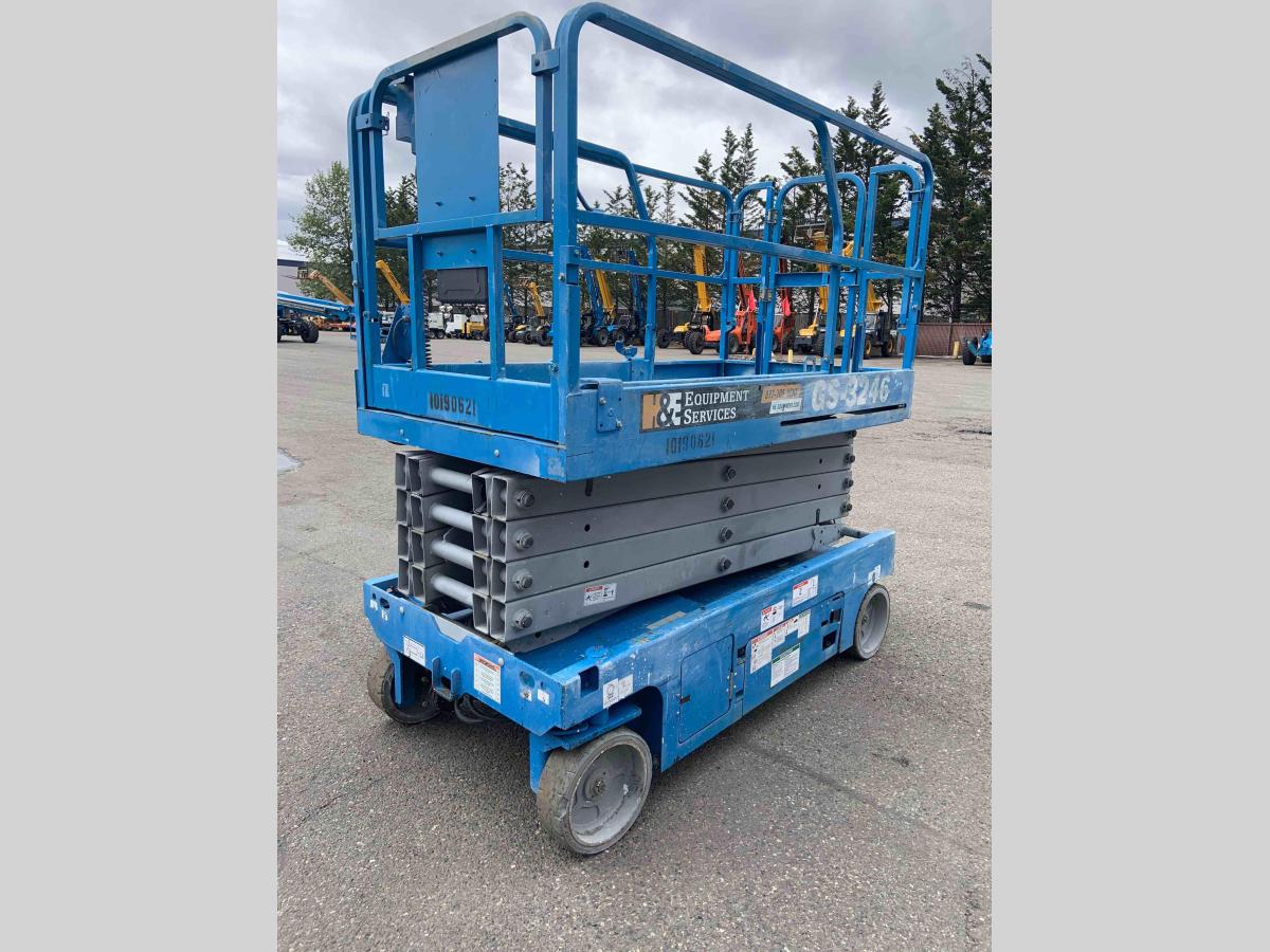 2016 Genie GS-3246