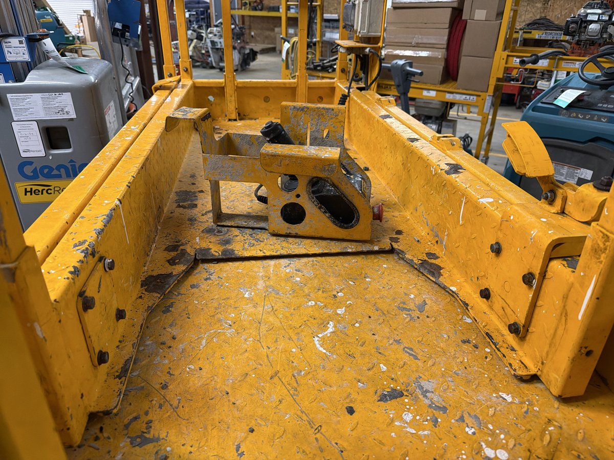 2022 JCB S1930E-7