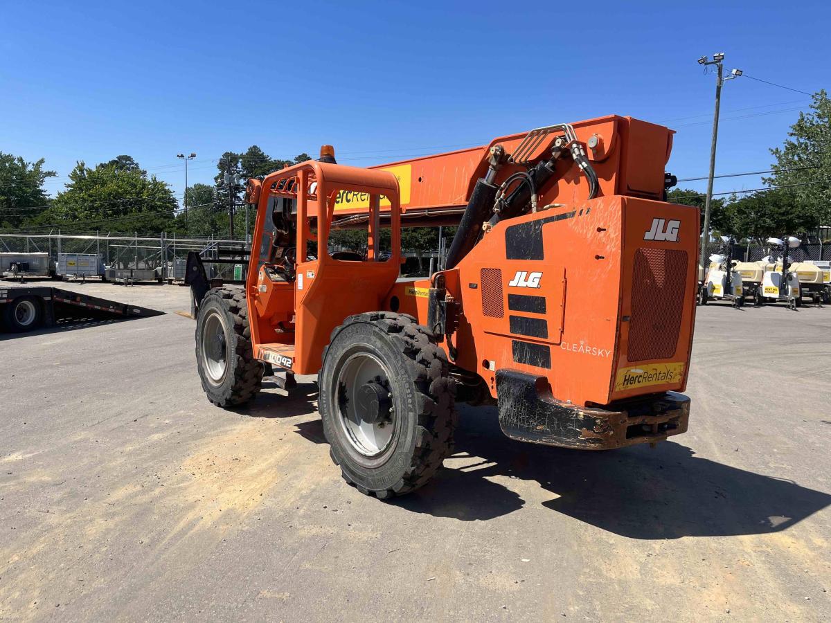 2020 SkyTrak 10042