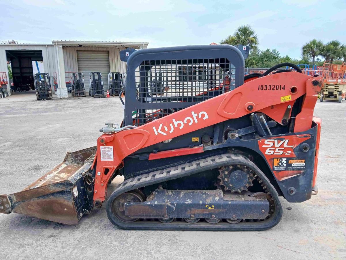 2021 Kubota SVL65-2