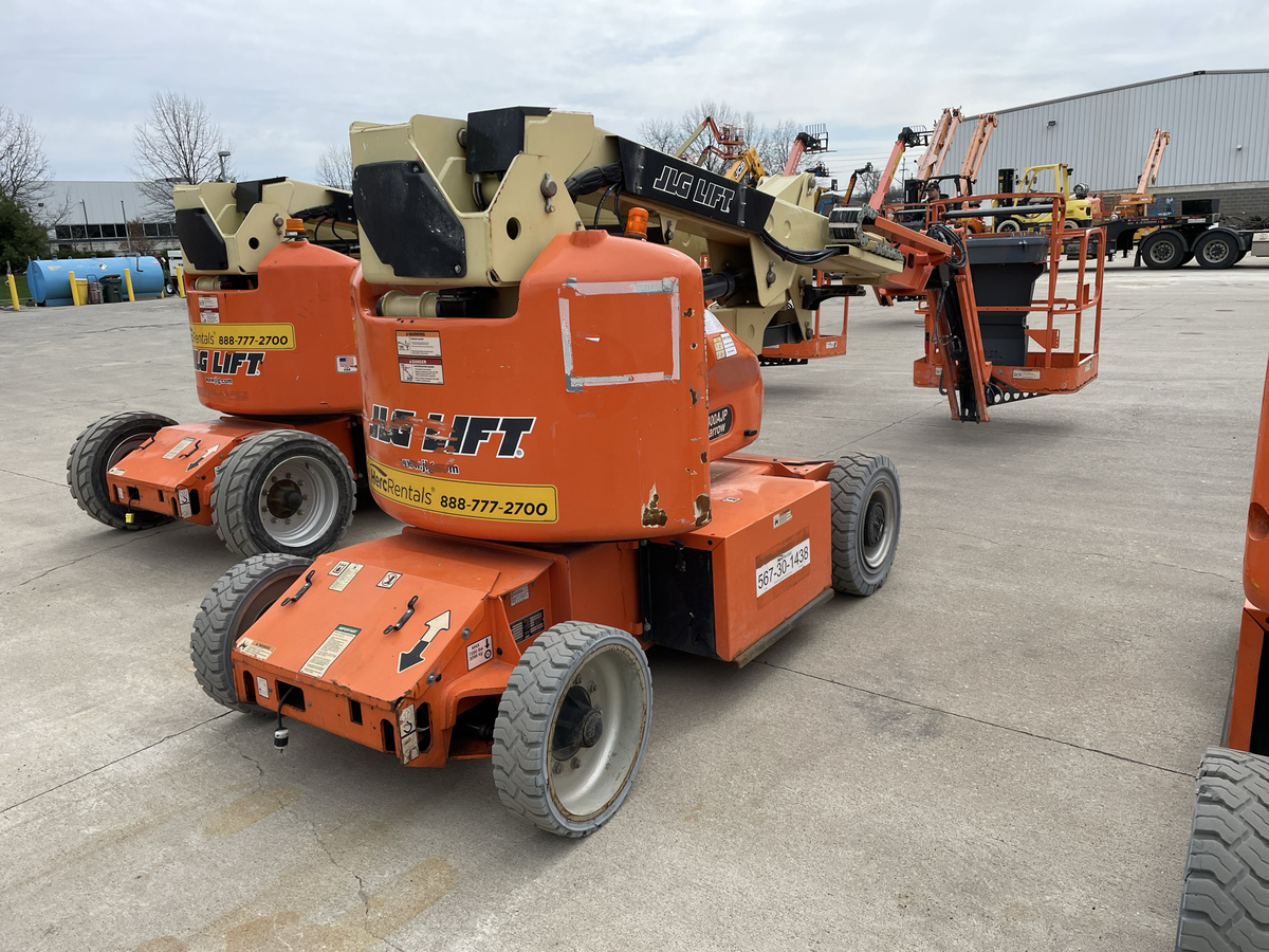 2018 JLG E400AJPN-3