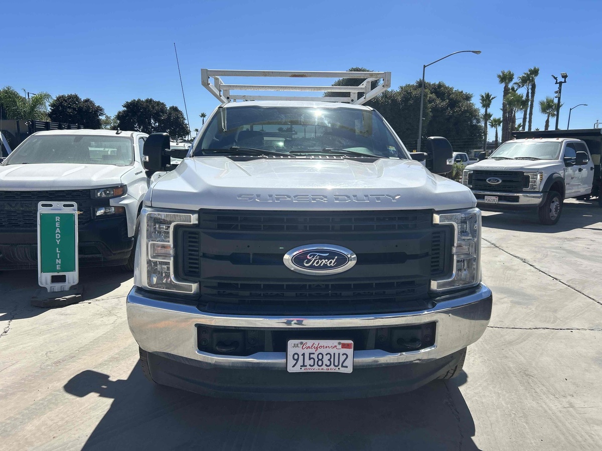 2019 Ford F350-9
