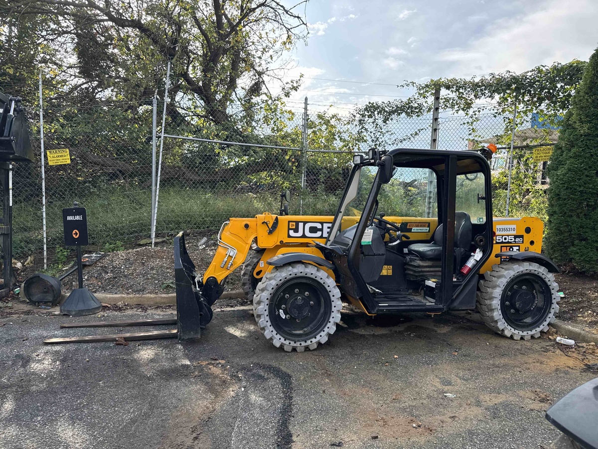 2022 JCB 505-20 TC