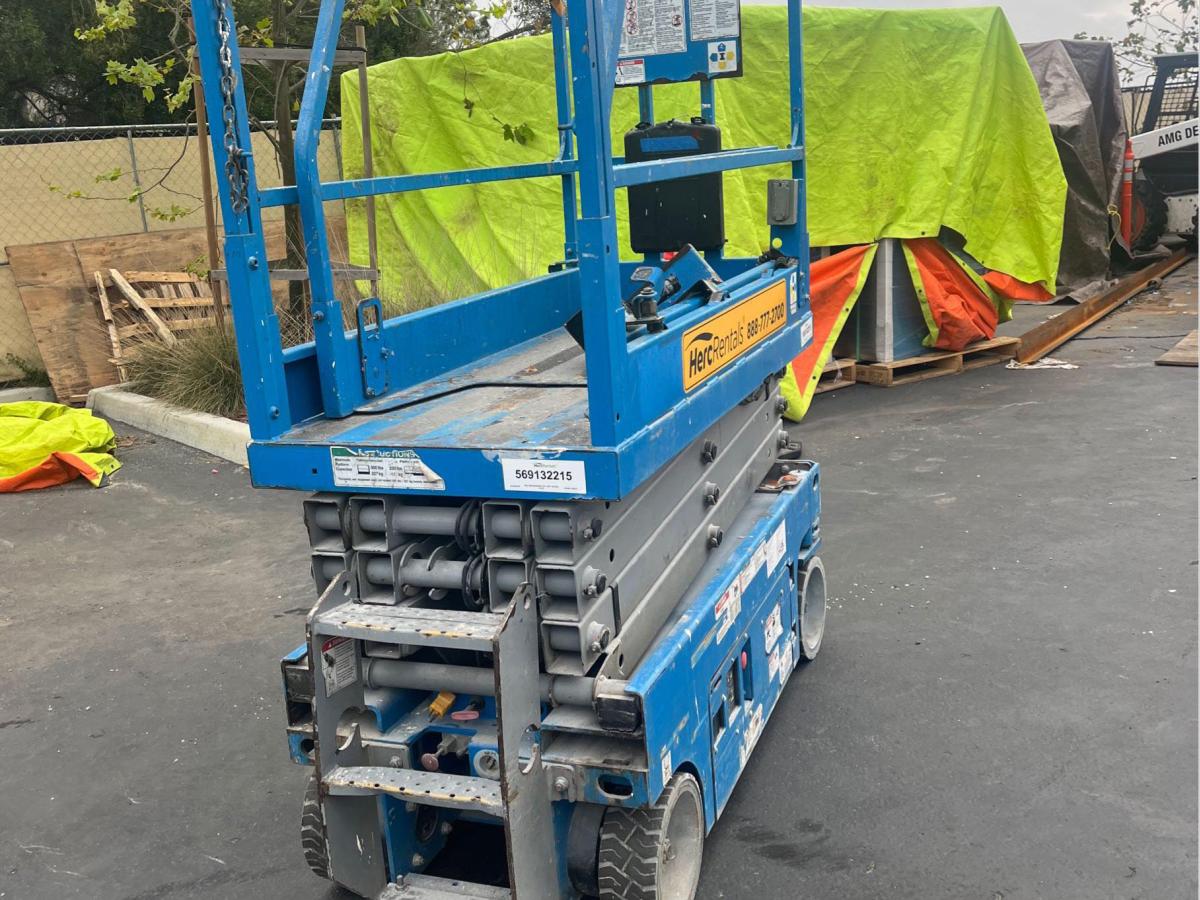 2018 Genie GS-1930-4
