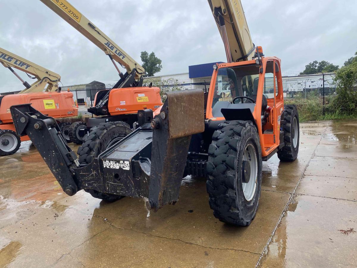 2018 JLG 1255