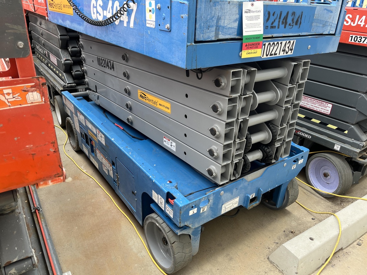 2017 Genie GS-4047-4