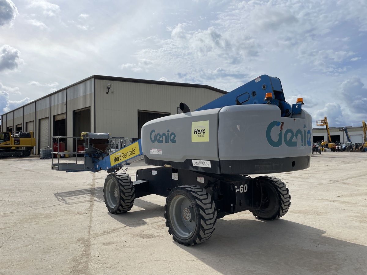 2018 Genie S-60X-2