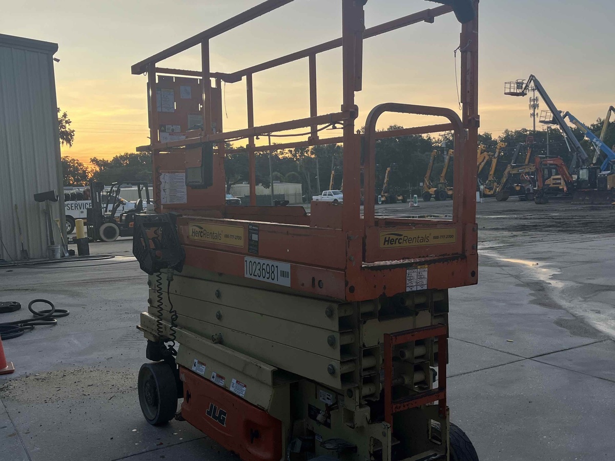 2018 JLG 2632ES-7