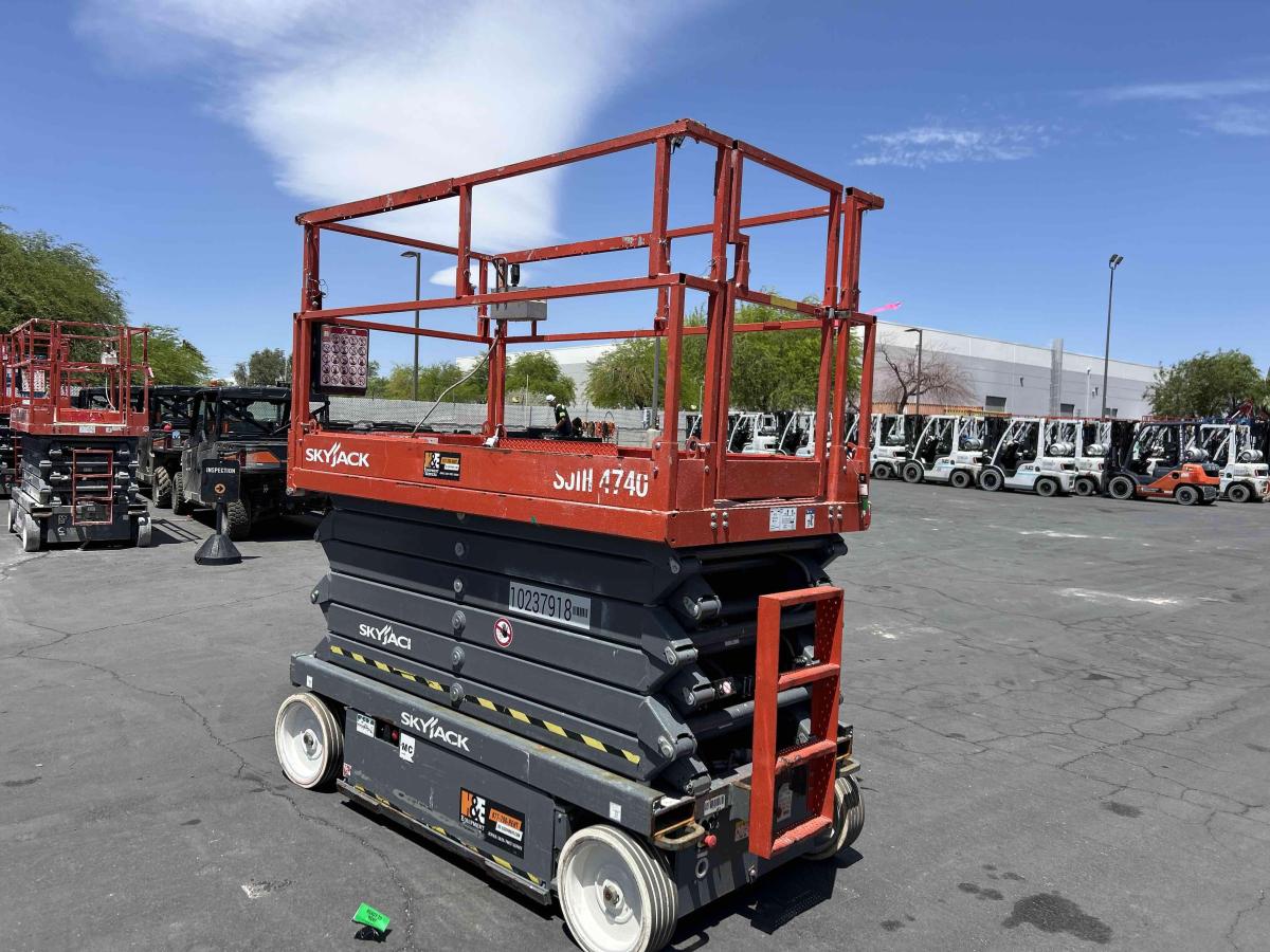 2018 Skyjack SJ4740