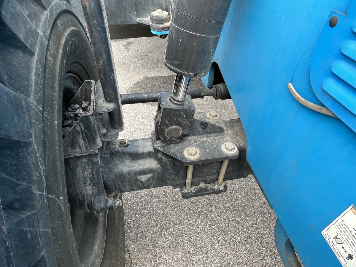 2015 Genie GTH-1056-10