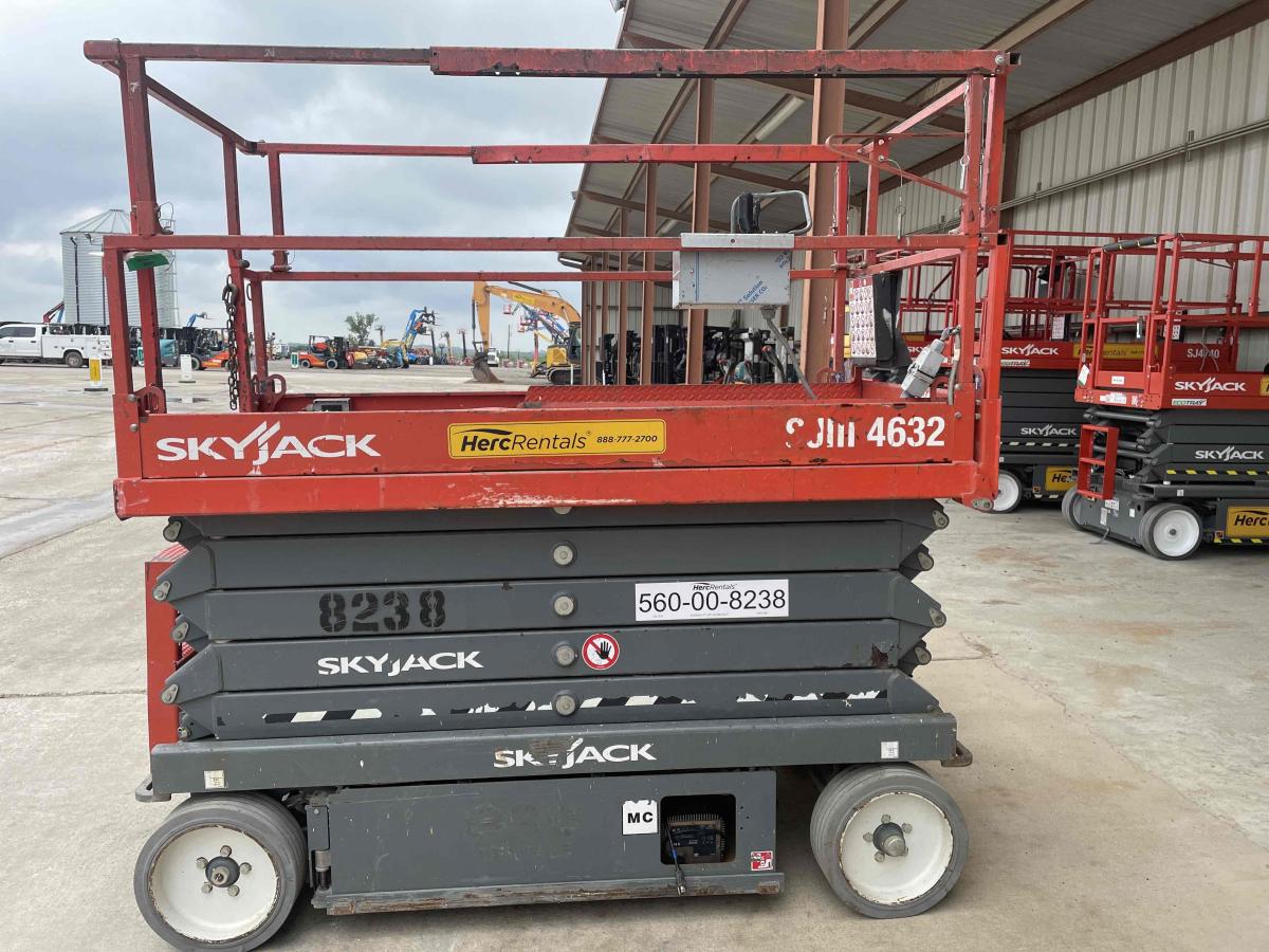 2017 Skyjack SJ4632