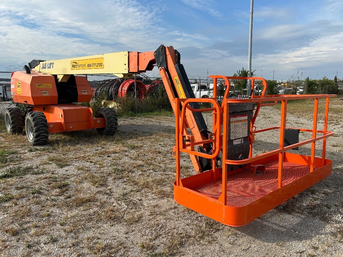 2016 JLG 660SJ-11
