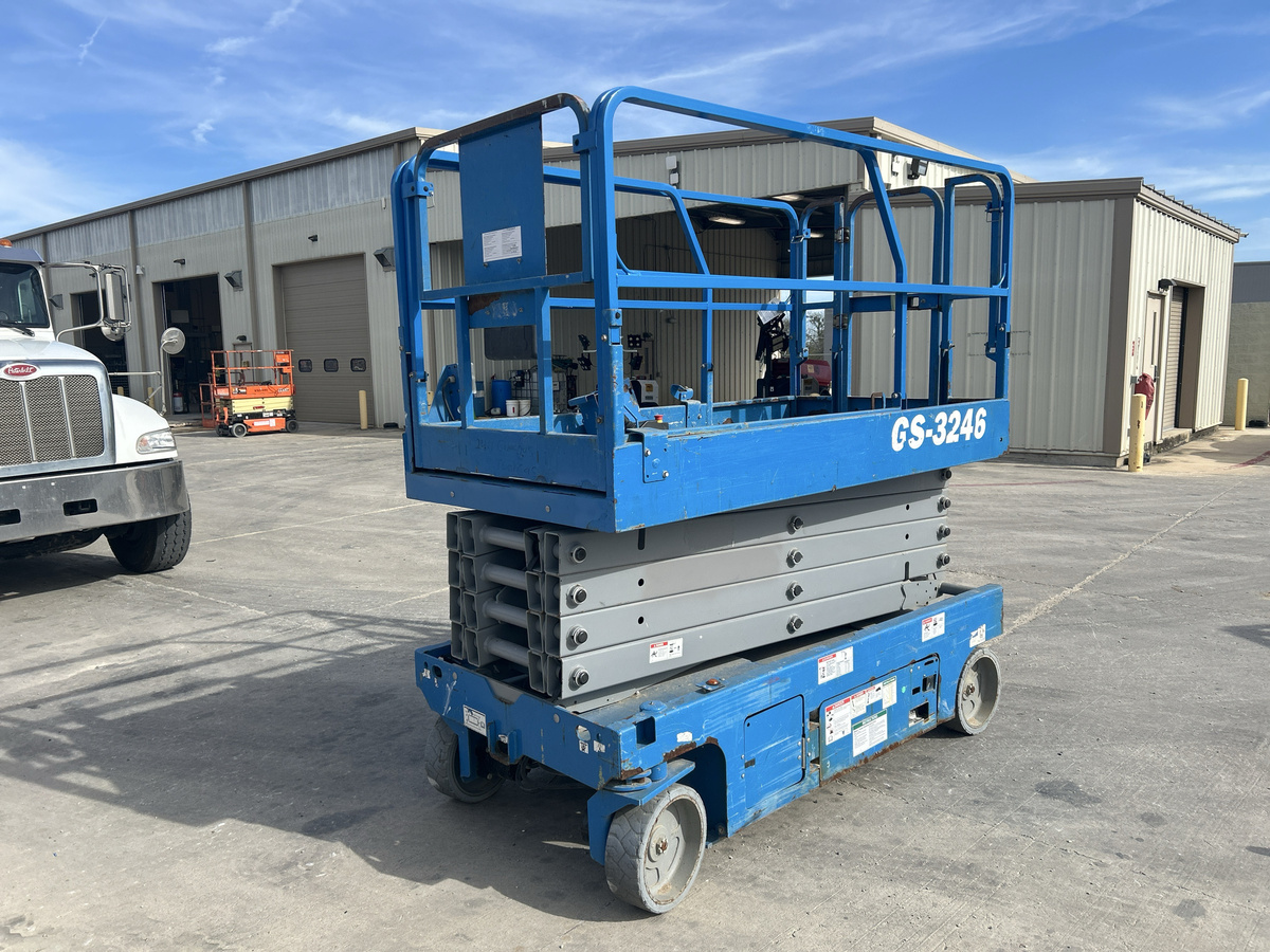 2018 Genie GS-3246-5