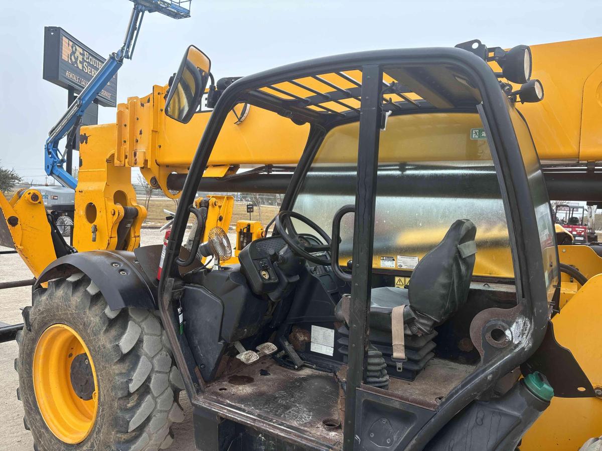 2017 JCB 510-56-8