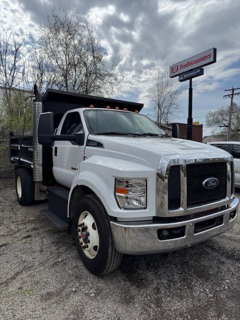 2016 Ford F750