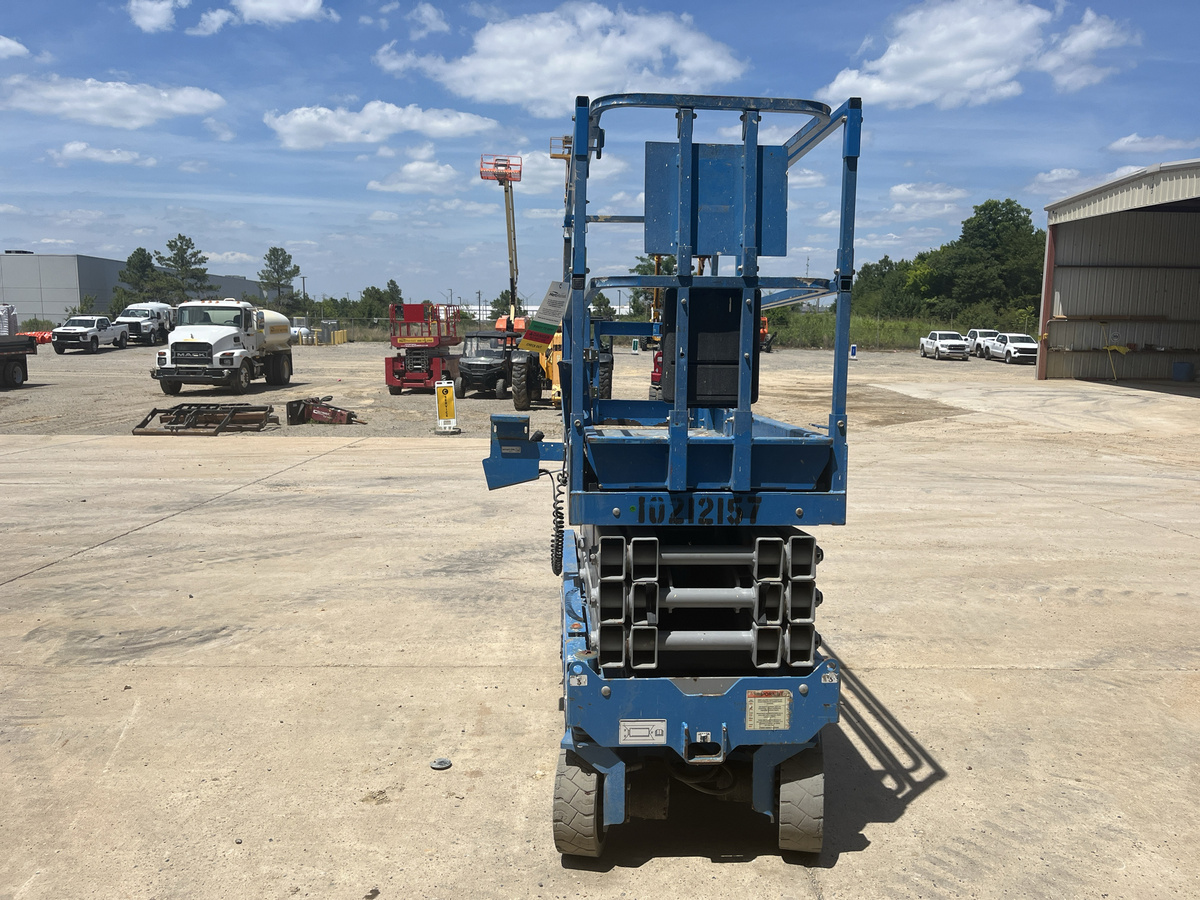 2017 Genie GS-2632