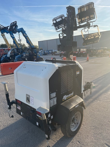 2019 Allmand Night-Lite V-4
